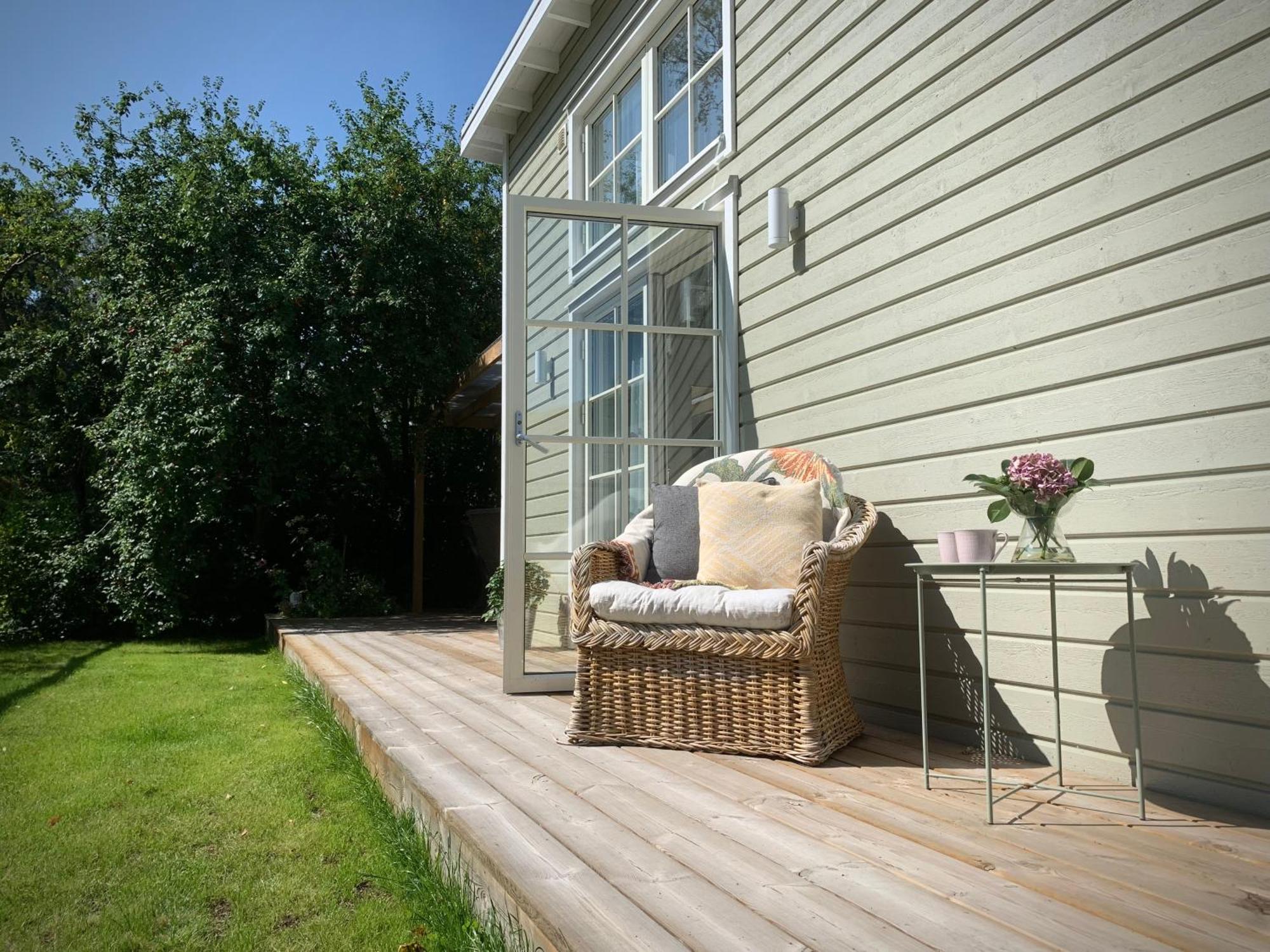 Strandnaera, Pergola, P-Plats I Hoellviken Exterior foto